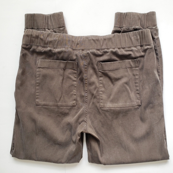 Cloth & Stone Olive Green Tencell Pocket Utility Joggers Drawstring Waist Size M - Picture 5 of 10